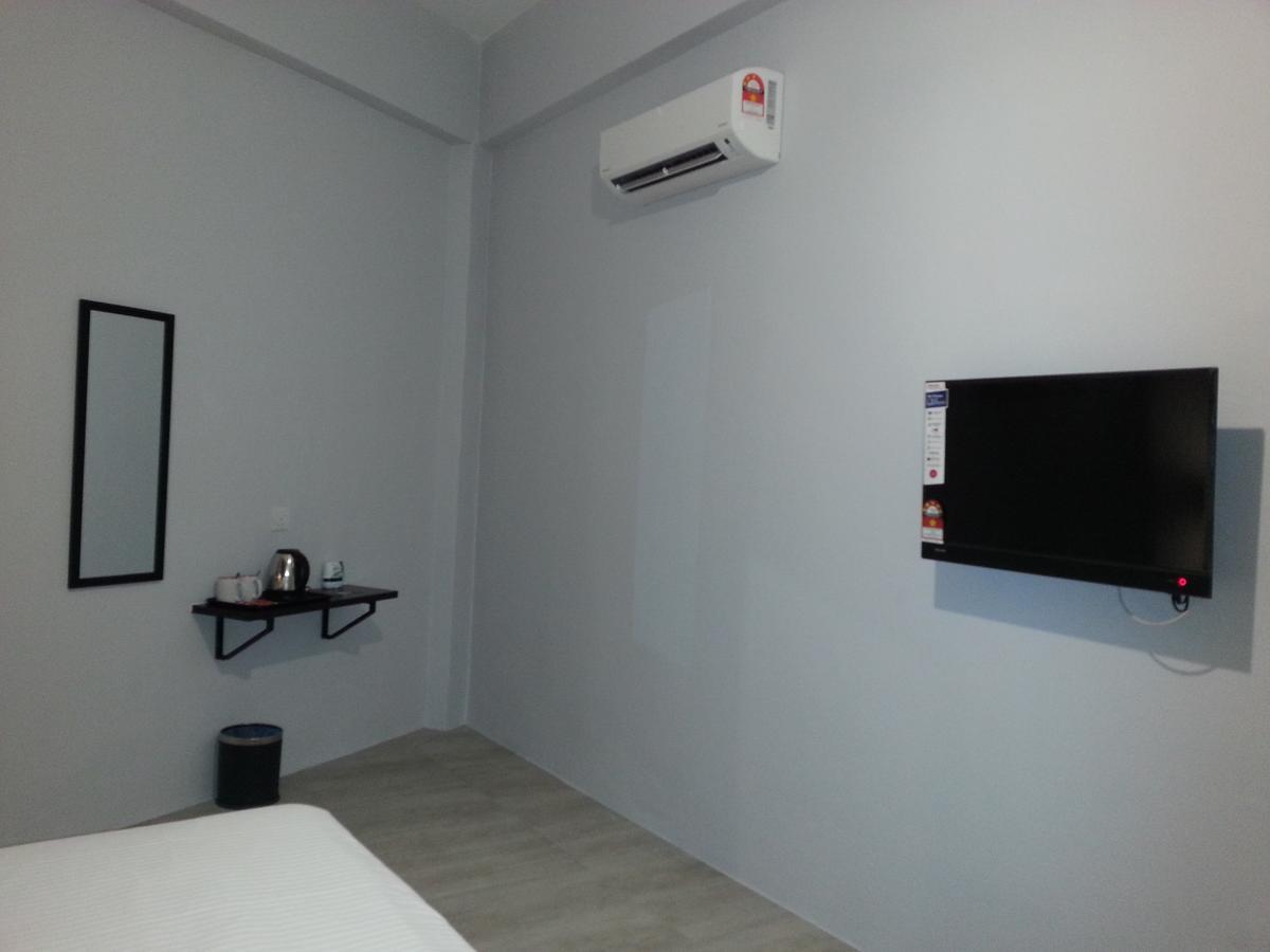 L Hotel Simpang Renggam Eksteriør bilde